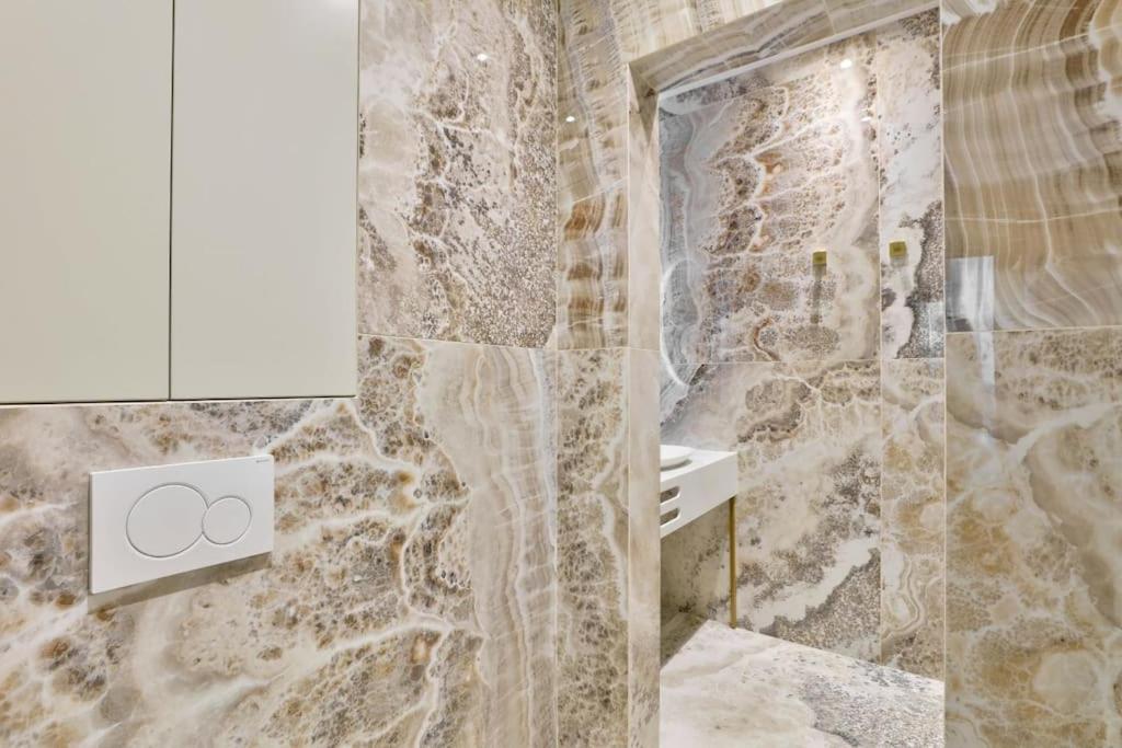 Apartament Luxurious & Peaceful - Near Le Marais - With Ac Paryż Zewnętrze zdjęcie